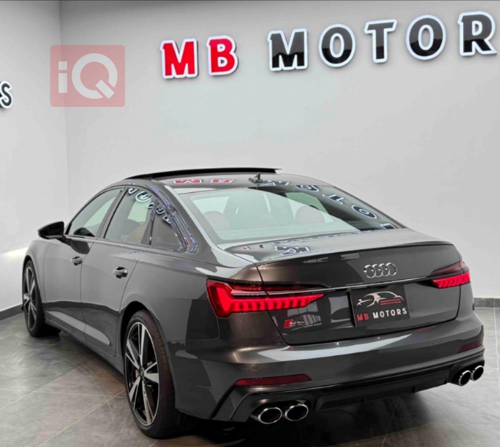 Audi S6